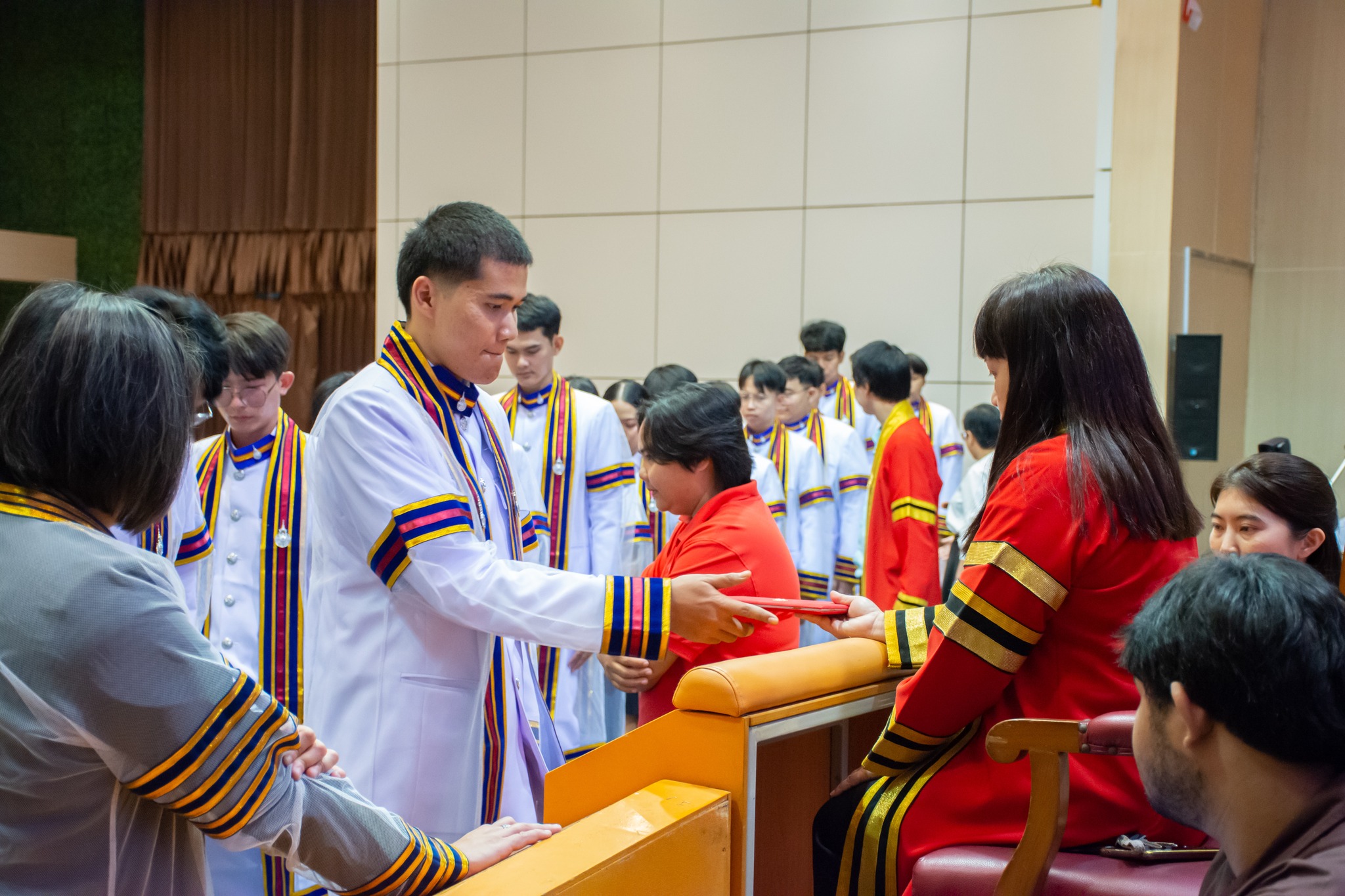 ภาพประกอบ 4